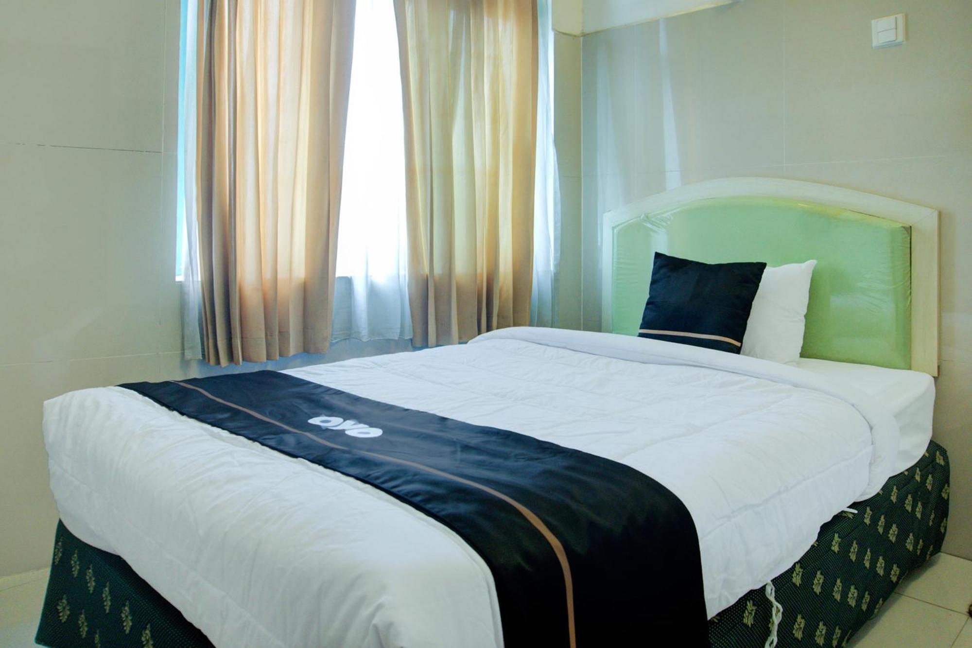 Townhouse Oak Palembang Near Jembatan Ampera Formerly Azzura Hotel Exteriör bild