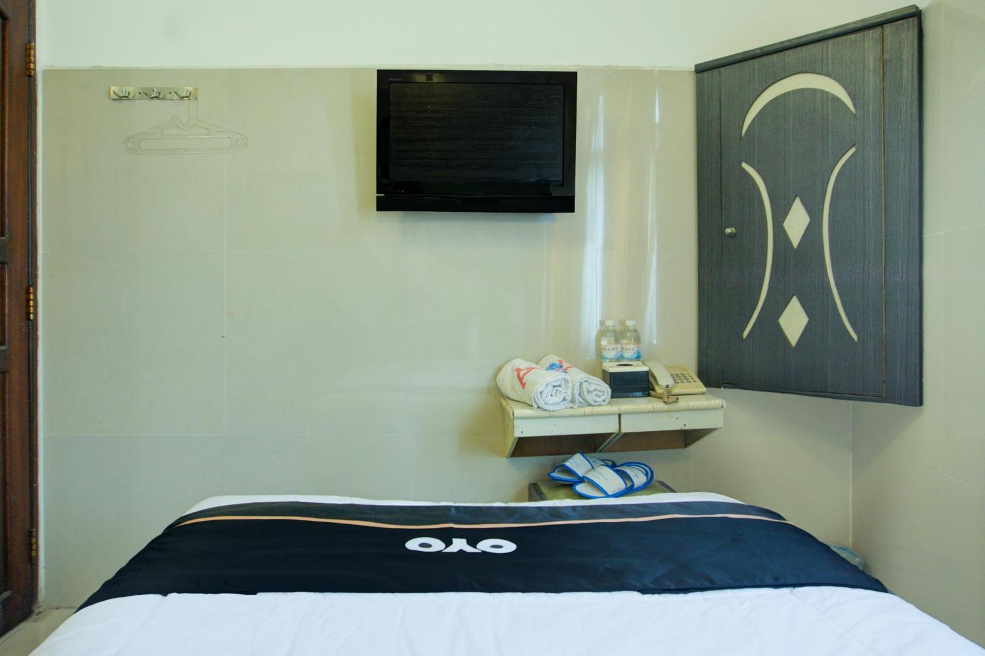 Townhouse Oak Palembang Near Jembatan Ampera Formerly Azzura Hotel Exteriör bild